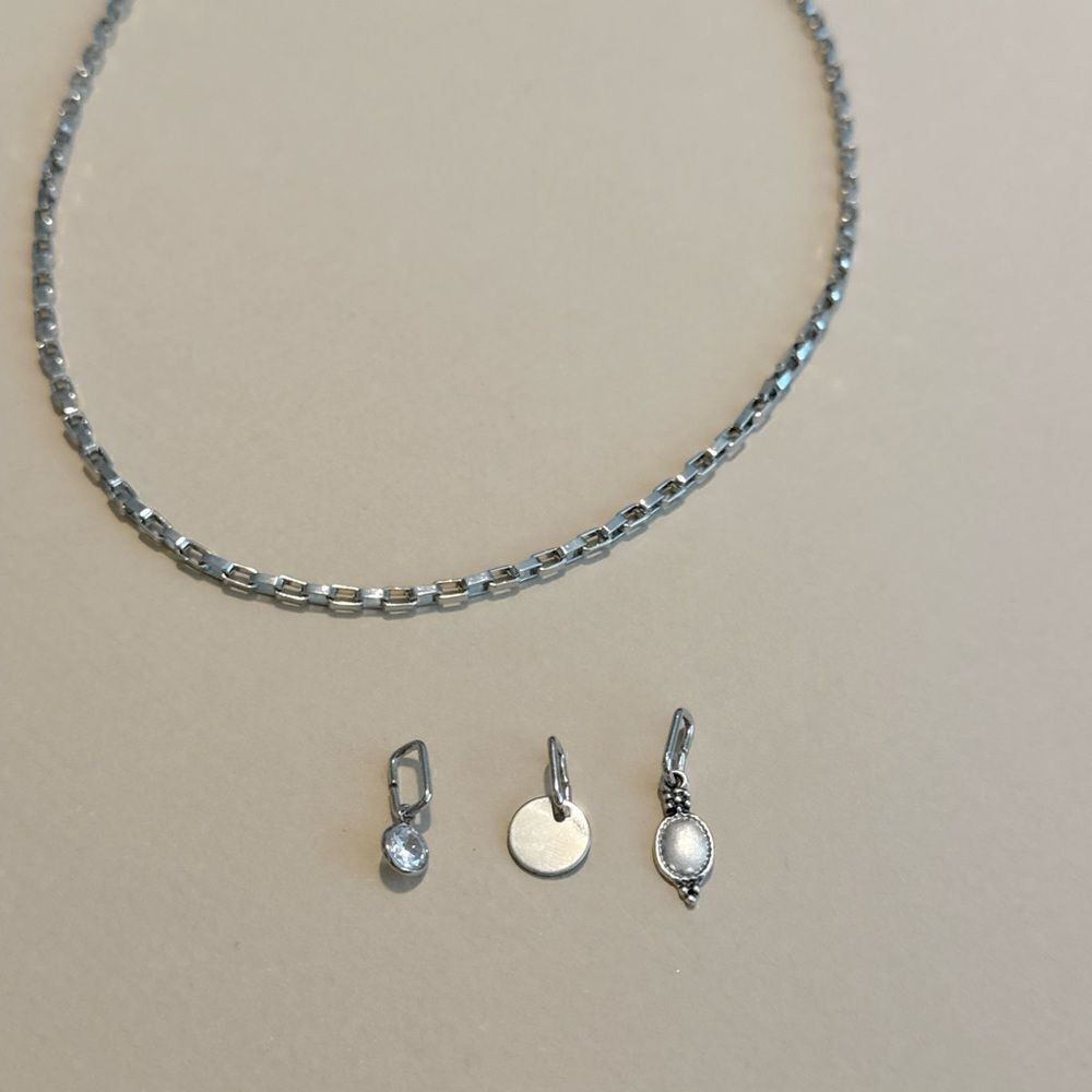 Boho charm necklace  R705 - Picture 3 of 4